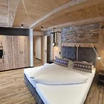 Hotel Hotel Garni Romantik 4*