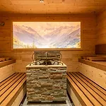 Ξενοδοχείο Garni Romantik 4*