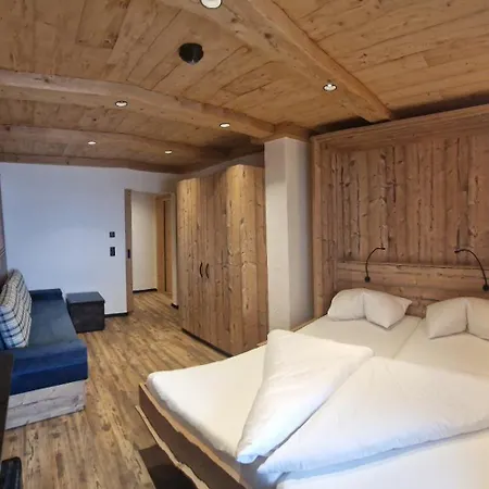 Garni Romantik Hotel 4*