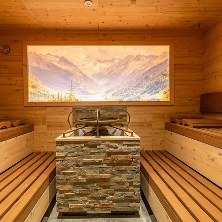 Garni Romantik Hotel 4*