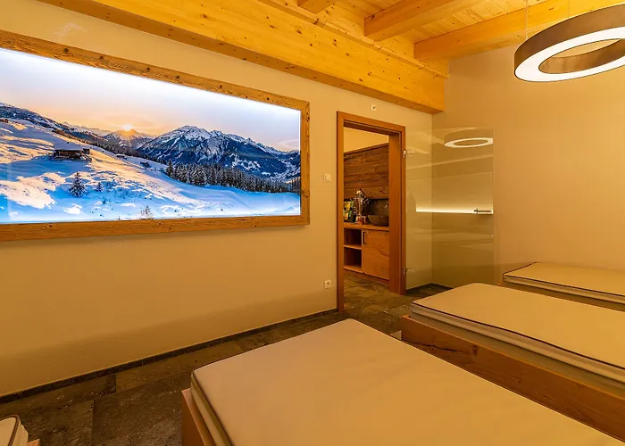 Hotel Garni Romantik Fügen