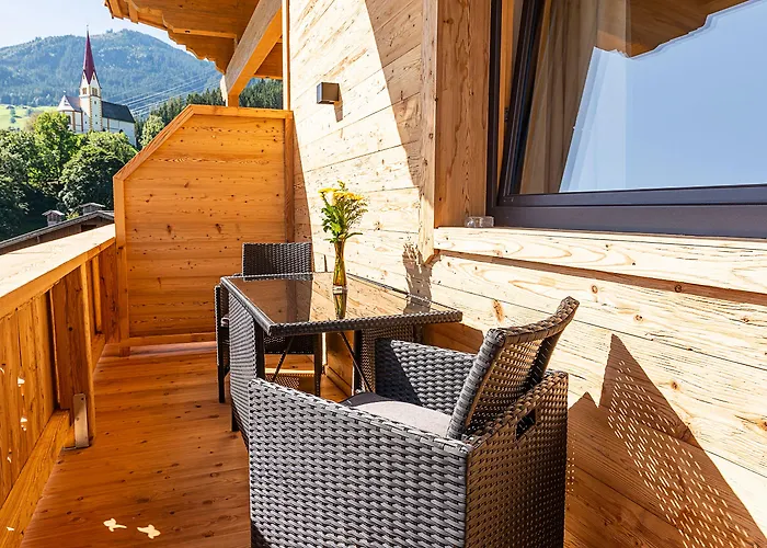 Hotel Garni Romantik 4*