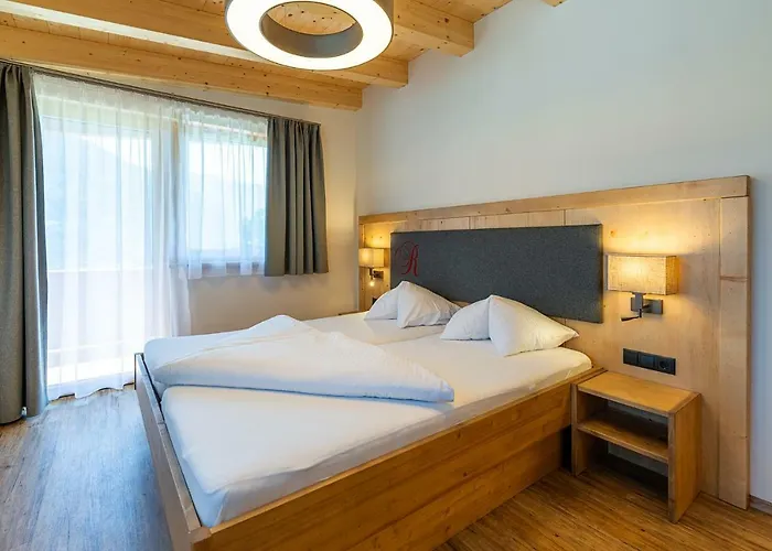 Garni Romantik מלון 4*