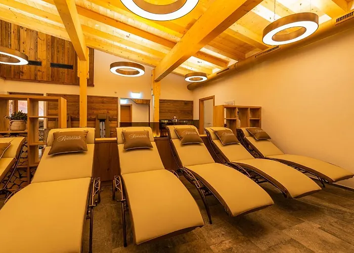 Garni Romantik Готель 4*